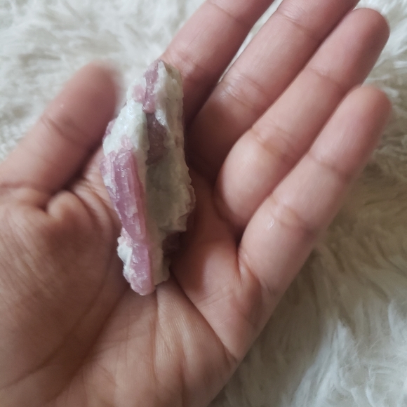 Pink Tourmaline - Picture 3 of 6